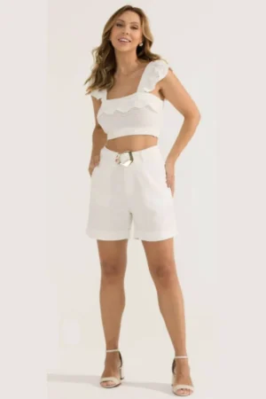 Shorts slouchy divero com cinto