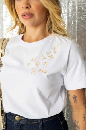 Camiseta bordada paz