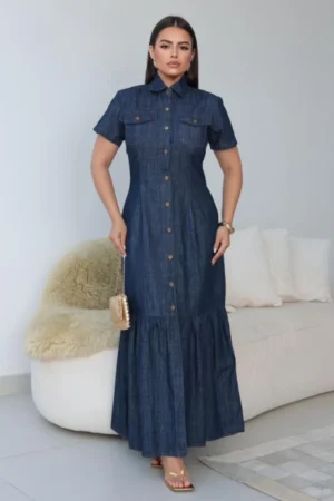 Vestido jeans longo com botões funcionais