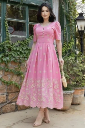 Vestido laise bordado botões funcionais