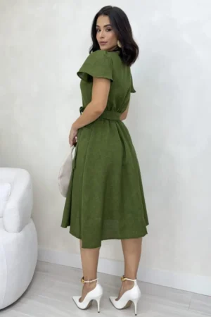 Vestido midi com faixa