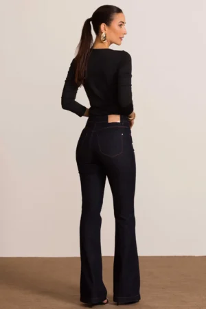 Calça jeans flare